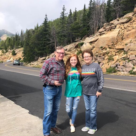 Meet your Posher, Larissa - Picture 1 of 1